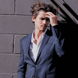 Brenton Thwaites - Real Telegram